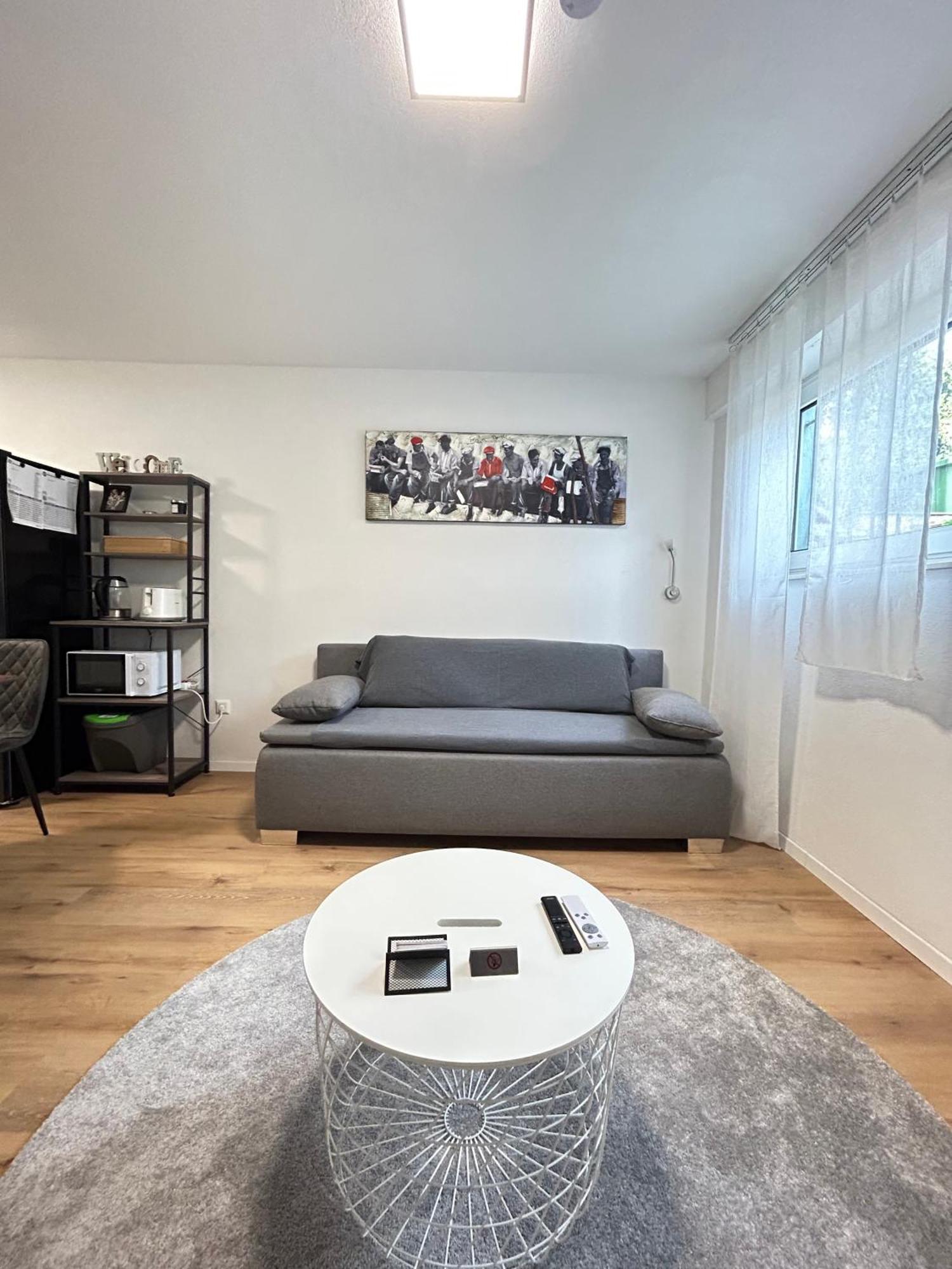 Souterrainwohnung - Remseck Am Neckar 외부 사진